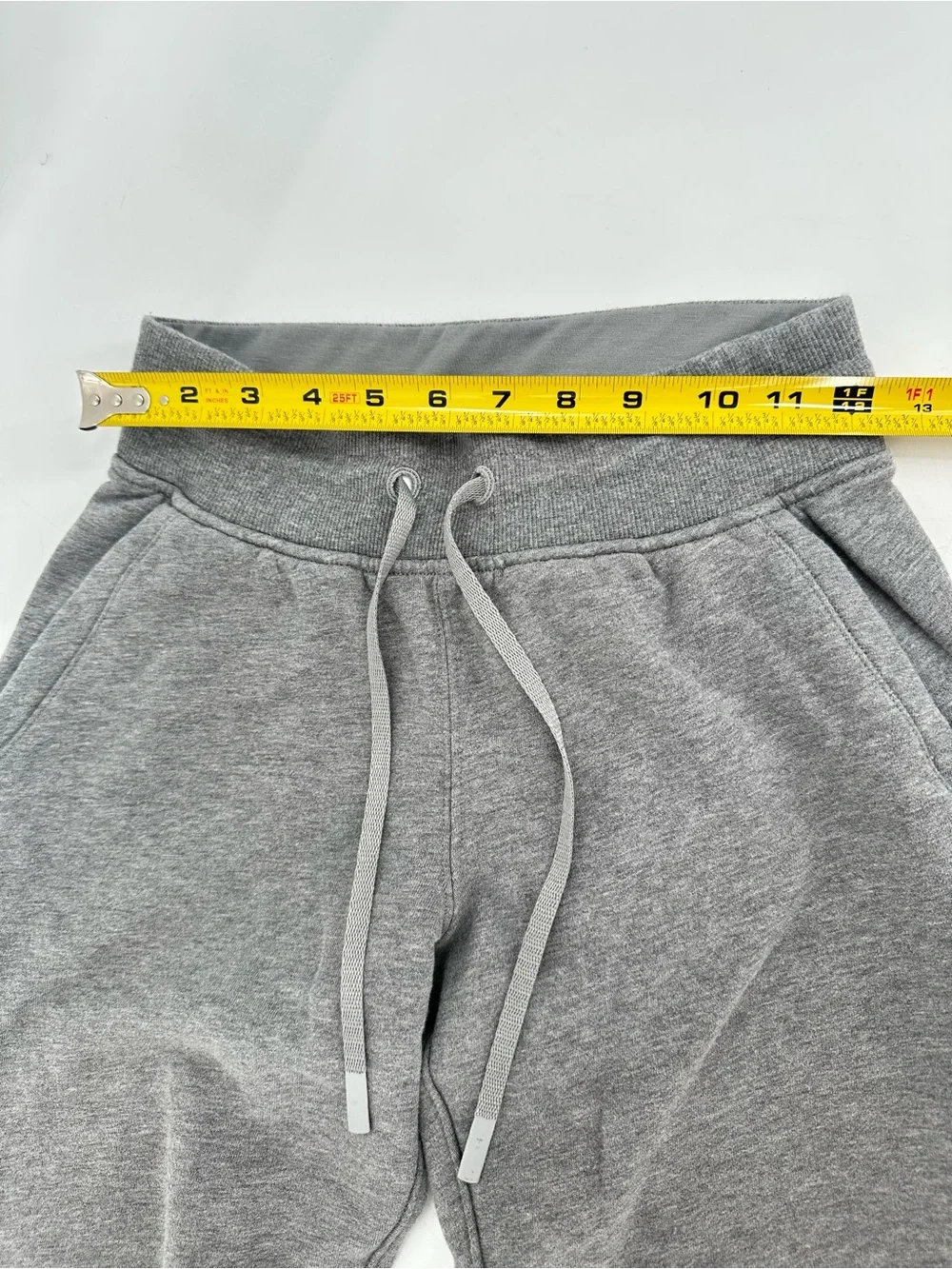 Lululemon Heathered Core Medium Gray Warm Down Jogger Size 2